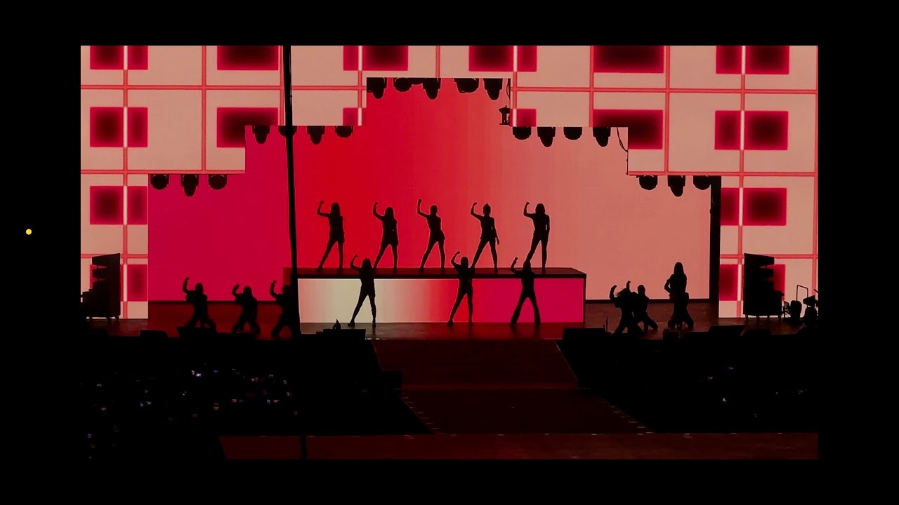 230908 TWICE 트와이스│ Go Hard │5th world tour [Ready To Be] The O2 London ...