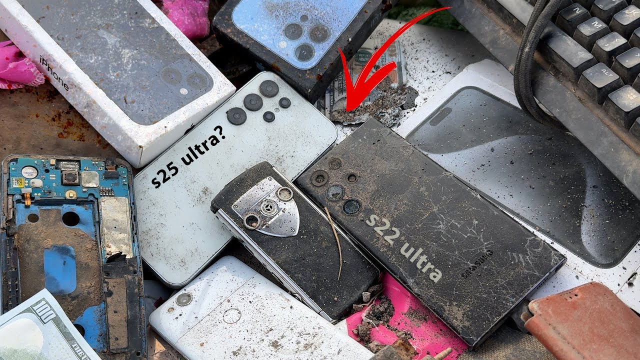 🥰Lucky Day! Found Galaxy S22 Ultra, Fake S25 Ultra & More! - Restoring S22 Ultra Cracked