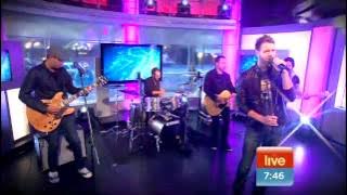 Brian McFadden performs 'Wrap My Arms' live | Sunrise