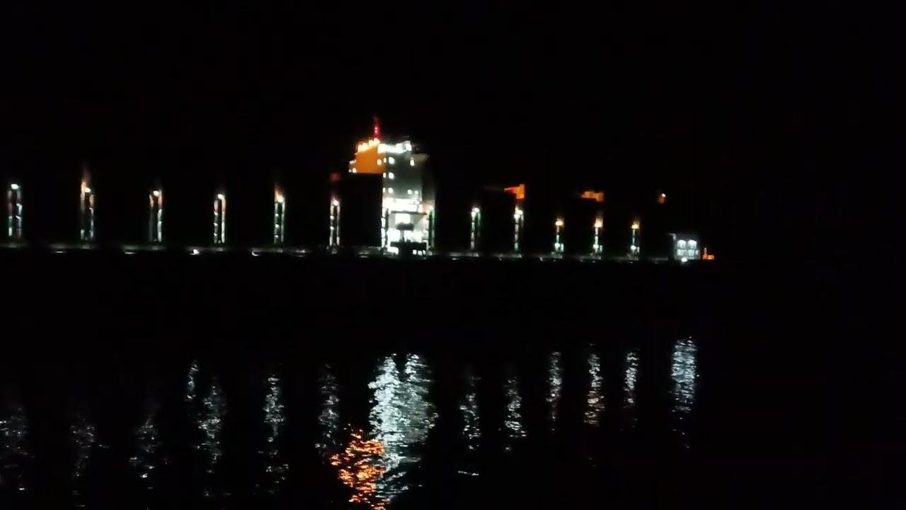 Evergreen vessel (Everforward) grounded near Baltimore