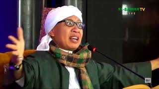 Gaji Karyawan di Bawah UMR, Dzolimkah? - Buya Yahya Menjawab