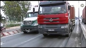 VTC14_Đường vào cảng Cát Lái đang sụt lún nghiêm trọng