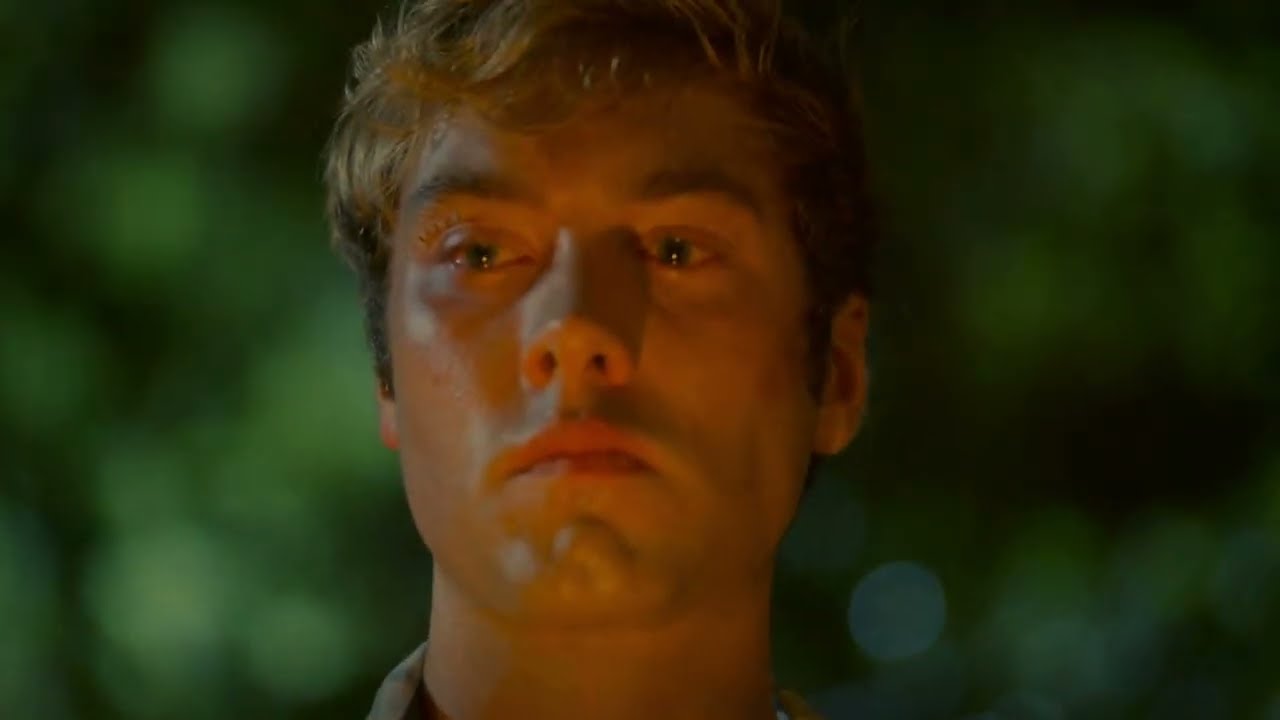 Topper sets fire to John B's house when he sees that he and Sarah are hooking up OUTTER BANKS S3 EP8