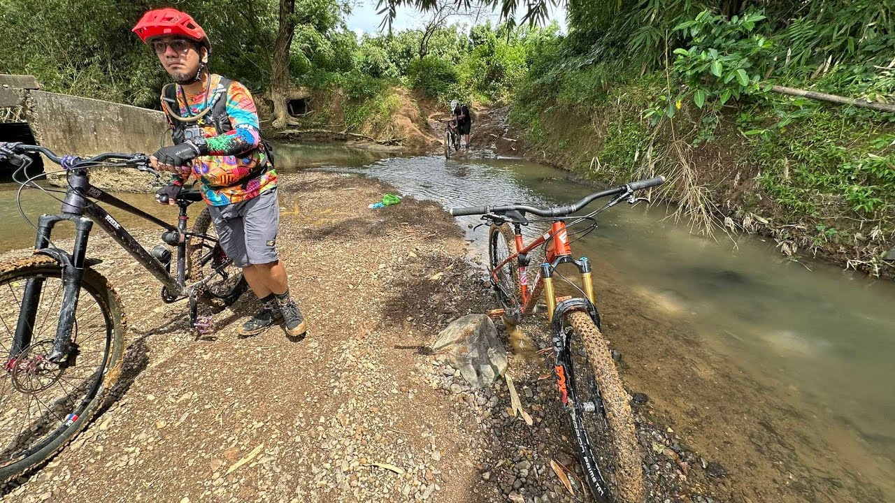 Rainy Usboy Trail Ride