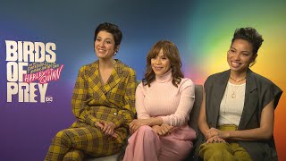 Et's rachel smith sits down with mary elizabeth winstead (huntress),
rosie perez (renee montoya), and jurnee smollett-bell (black canary)
to chat about 'bird...