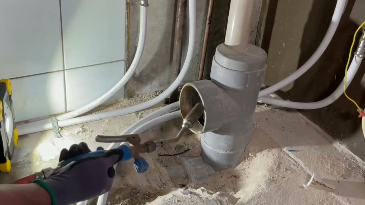 How to loosen broken and glued PVC drain pvc plumbingproblems diy