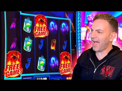 fremont street las vegas night scenes june/27/2024 vlog 963