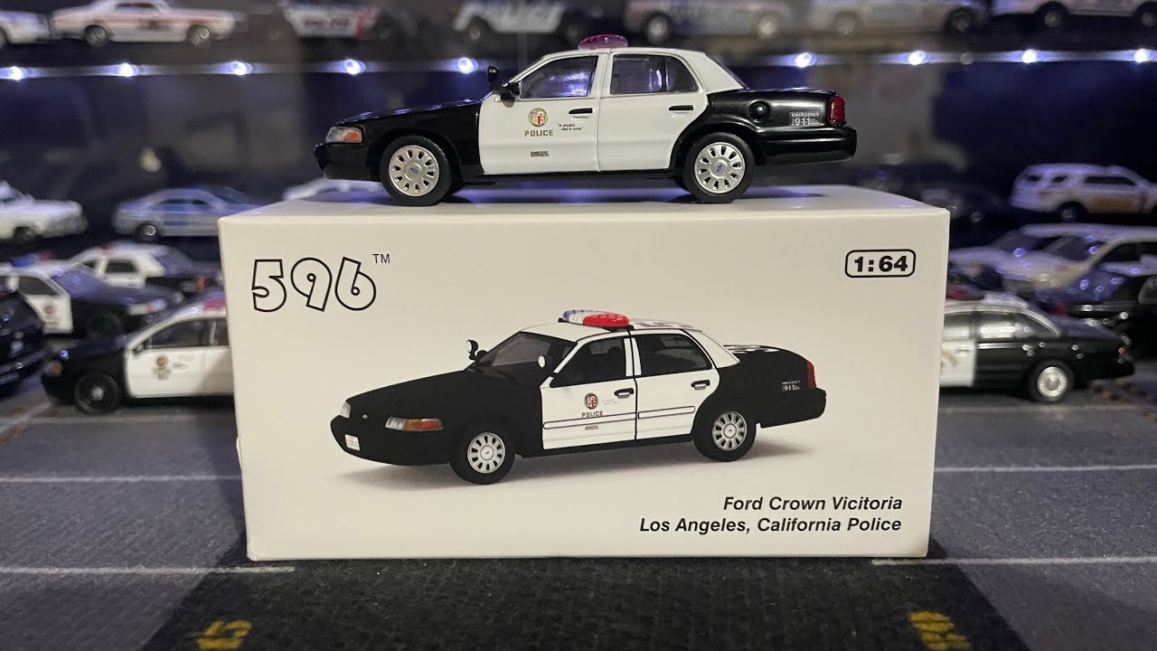596 Models Unboxing: Ford Crown Victoria Police Interceptor - LAPD ...