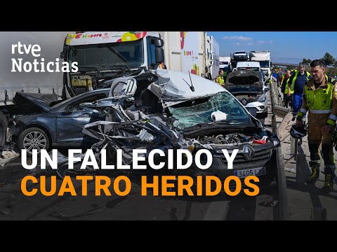 ACCIDENTE CASTELLÓN: 40 VEHÍCULOS IMPLICADOS en CHOQUE MÚLTIPLE en la AP7 por la NIEBLA | RTVE