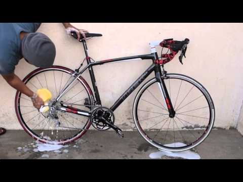 فيديو: كيف تغسل الدراجة بالطريقة الاحترافية