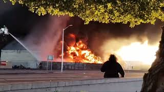 Huge fire in Glendale AZ.