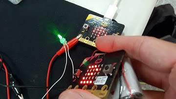 Micro:bit 使用廣播方式遙控 (Radio)
