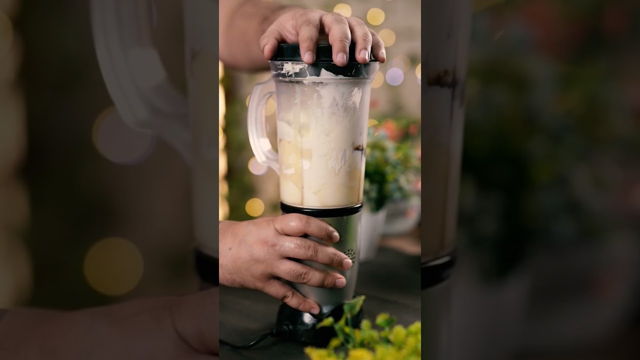 eggless cake recipe in a blender jar