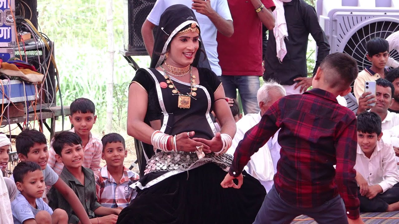 मेरी ननंद से पहली वो बाबा लालो ख़िलाबो चाहूँ | छोटी सोनम गुज़री कमरतोड़ ठुमका | Ved Music Bansur