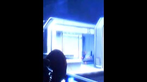 Mass Effect 2- invisble Drone at Freedom