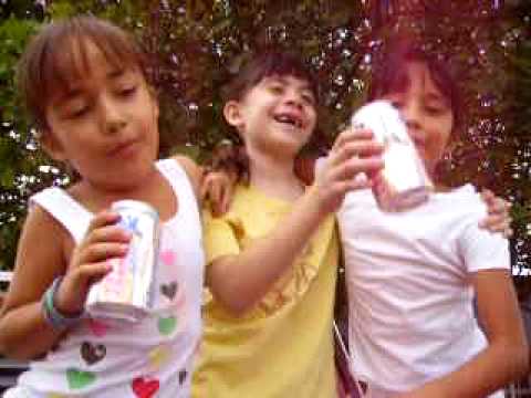 niñas borrachas en cumpass - YouTube