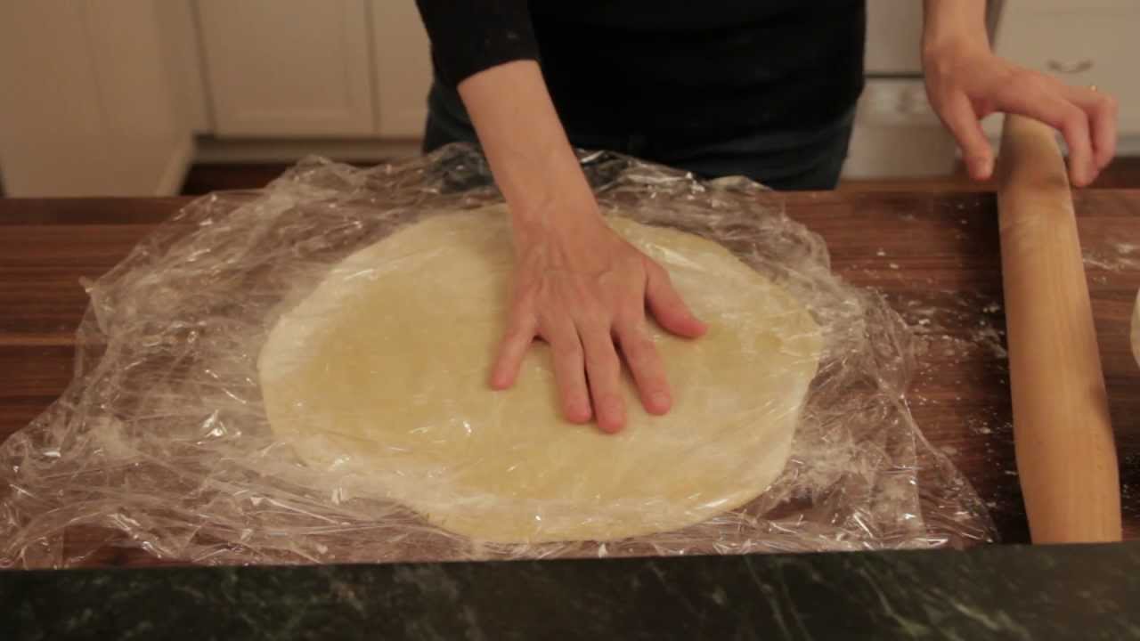 How to Roll Out Pastry Dough