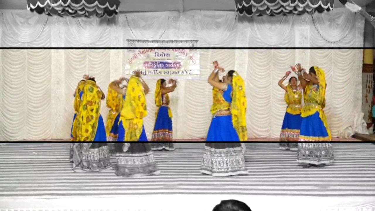 Mhari Ghoomar Che Nakhrali Rajasthani songs dance by students