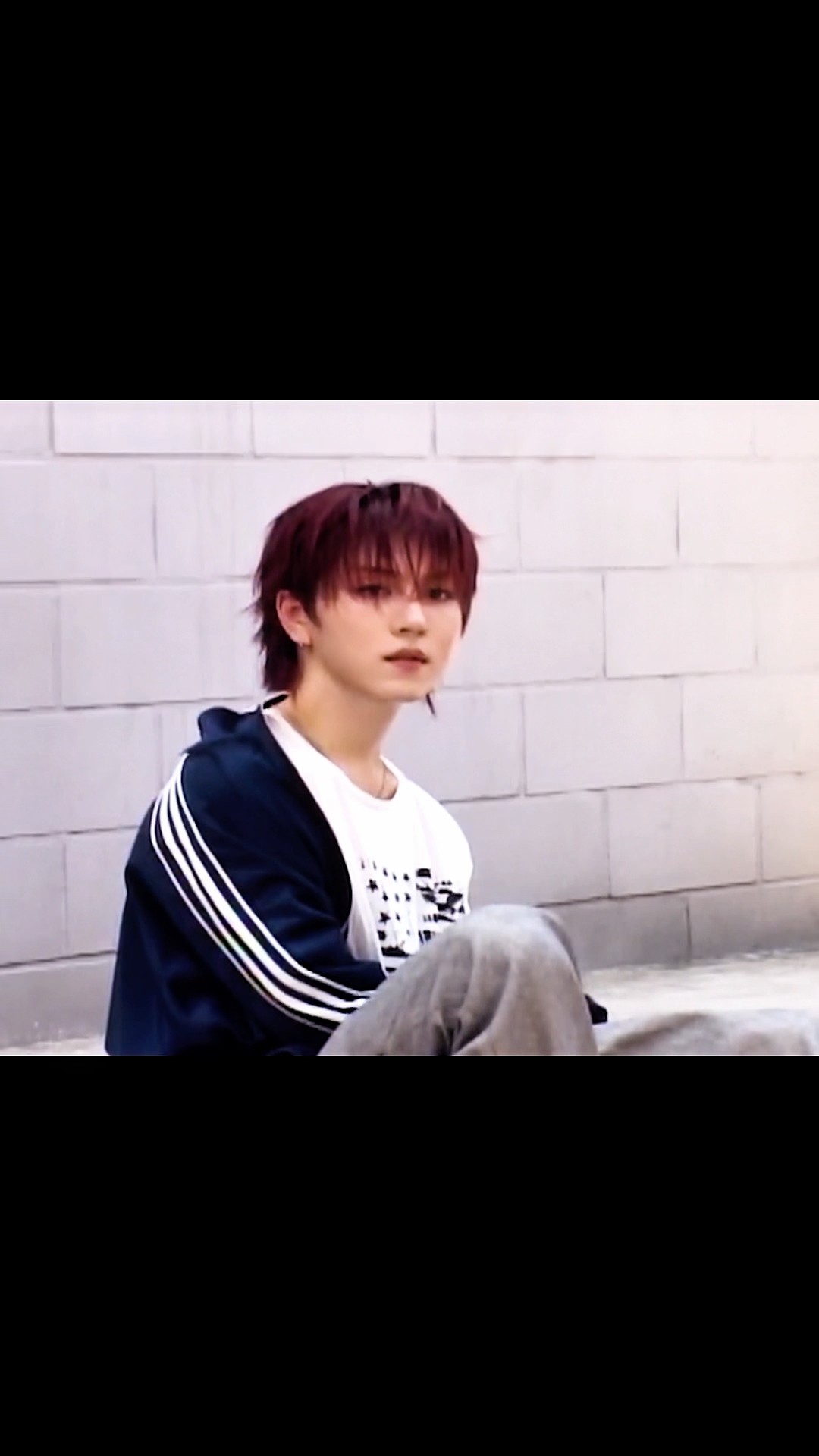 PENTAGON キノ 私物 펜타곤(PENTAGON) - '겁쟁이' Sketch Film #키노 - YouTube