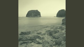 Simplistic Backdrops for Weekend Beach Vacations