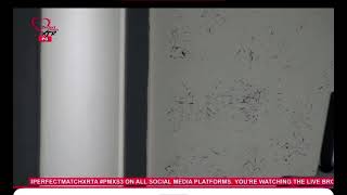 Camera Finally Captured The Moment Akorfa And Lily Went To The Washroom To Gossip About Larrisa