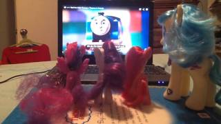 Ponies Watch Red Hot Chili Thomas