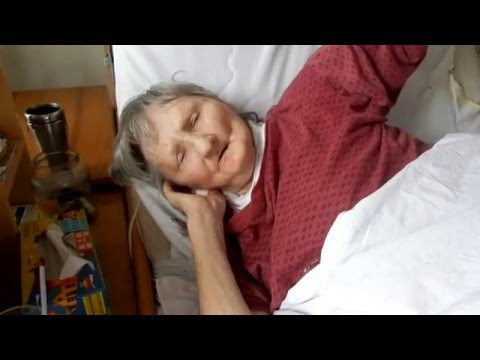 Video: „Moje Babička Mi řekla, že Duše Nedávno Pohřbeného Chodí Na Hřbitově“- Alternativní Pohled