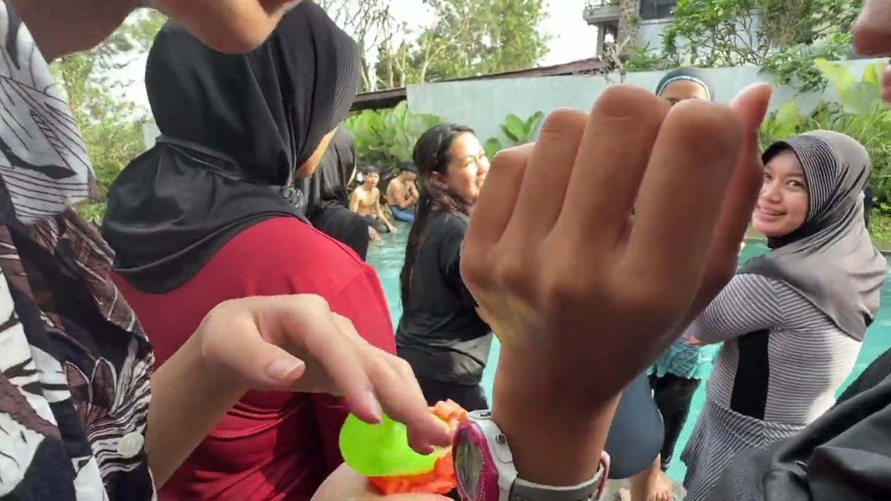 Villa bareng Famfourrite