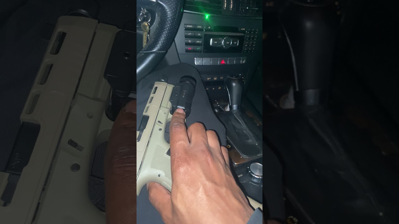 Is a laser or flashlight better? 🤔 