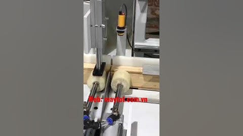 máy cắt gỗ tự động