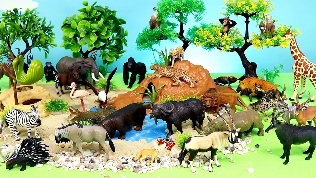 African Animal Figurines on Waterhole - Learn Animal Names and Fun