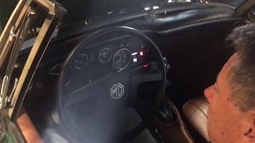 1978 MG Midget - engine running