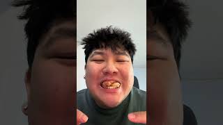 Trying the new Tim Horton timbits #timbits #timhortons #mukbang