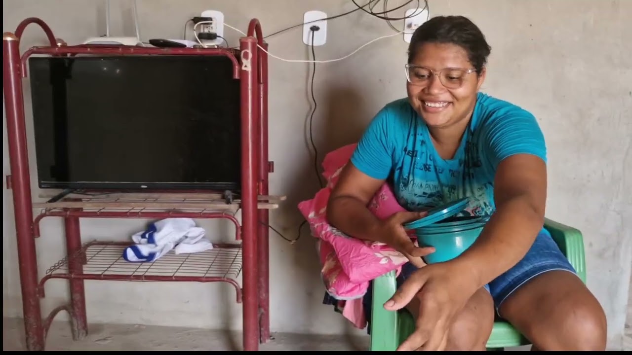 VISITA SURPRESA NA CASA DA PATRÍCIA E OS PRESENTE 