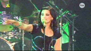 Nelly Furtado - Manos al Aire (Live OWF, 2010)