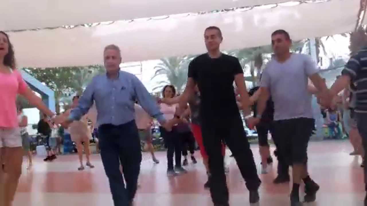 דבקה רמות - הרקדנא עם משה אסקיו קמפ בתנועה 2014