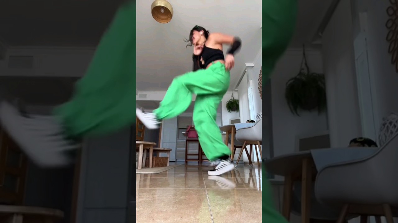 This is such a VIBE! Stomp on the Ground - Italobrothers 