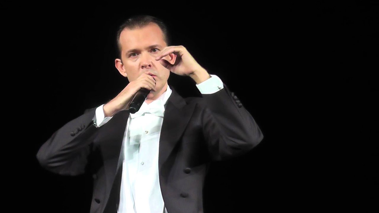 Олег Погудин "Сияла ночь, луной был полон сад" - YouTube