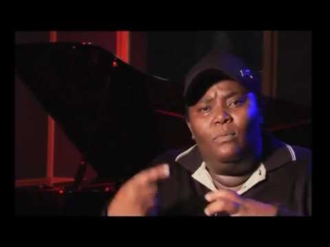 hlengiwe mhlaba hlala kuye mp3