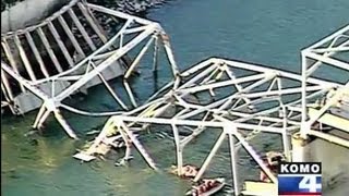 Bridge collapses in Washington state