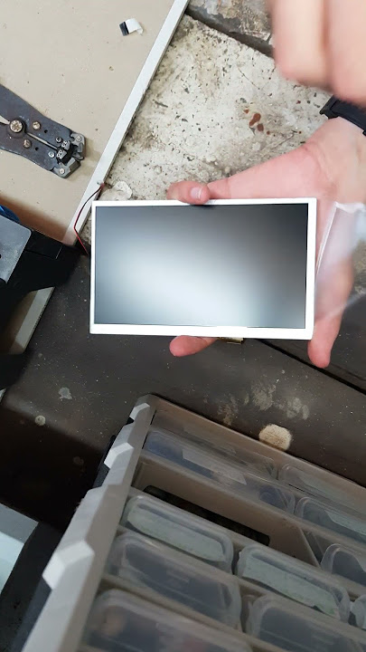 Replacing a Smashed Portable TV Screen