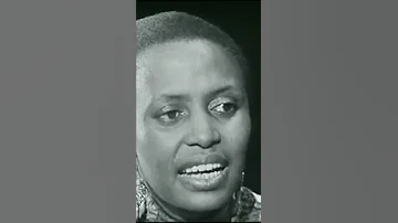 Miriam Makeba speaks 'click' sounds