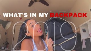 what’s in my backpack | back to school 2019