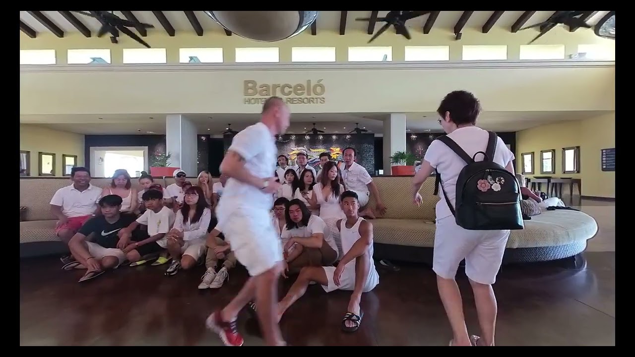 Hoa Mười Giờ-Vietnamese karaoke