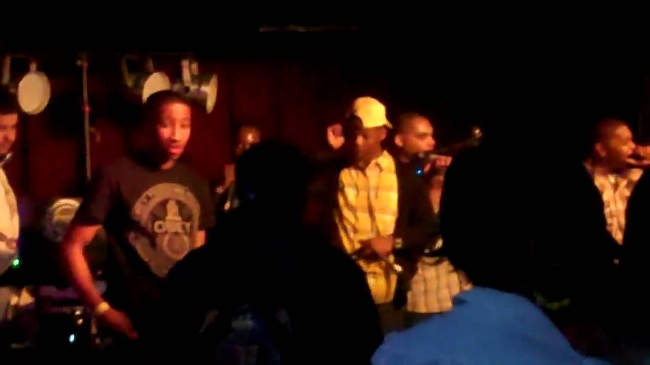 STOP LIGHT PARTY DJ RICKY RUKKUS - YouTube