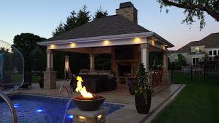 OUTDOOR-FX VINYL POOL WITH WATER AND FIRE FEATURES