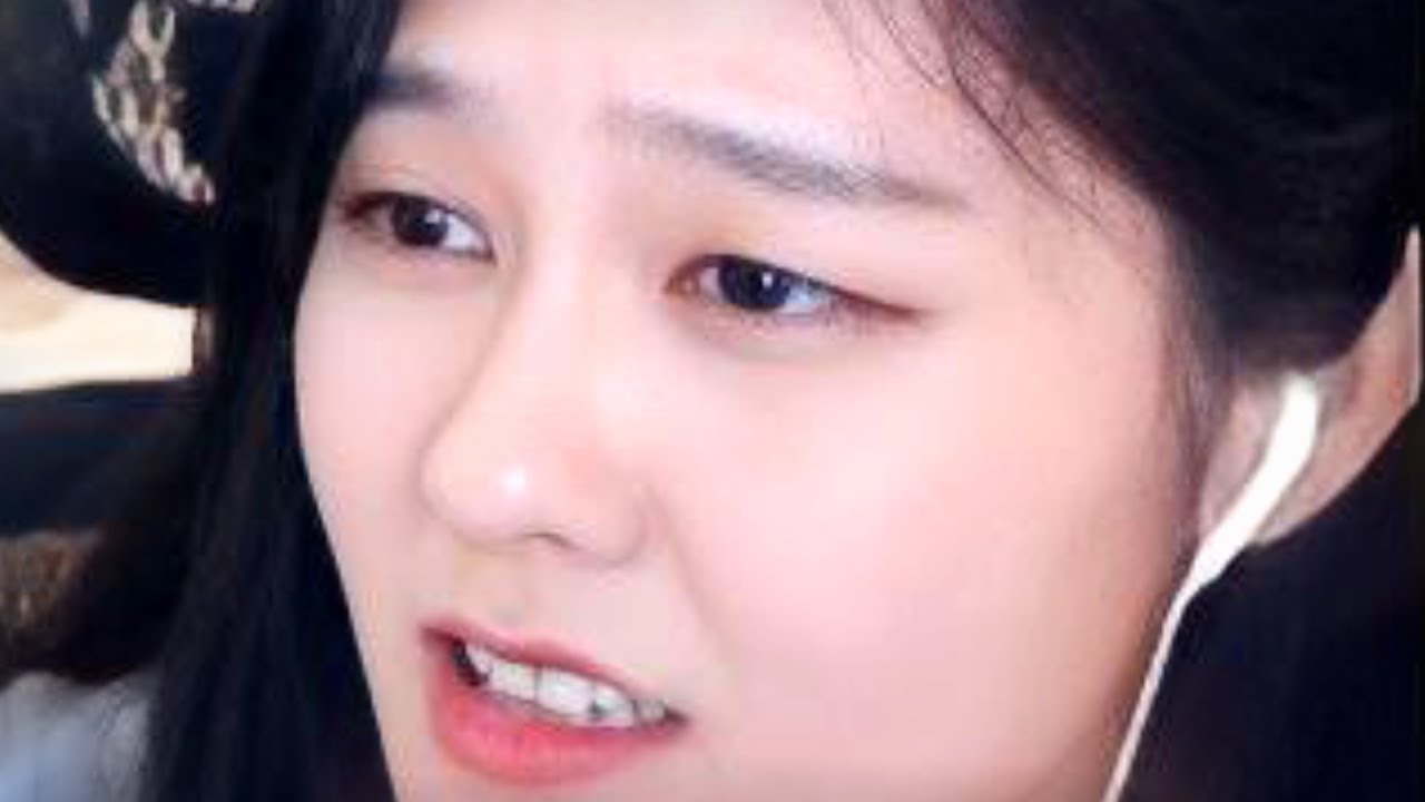 sniffing his gaming juices