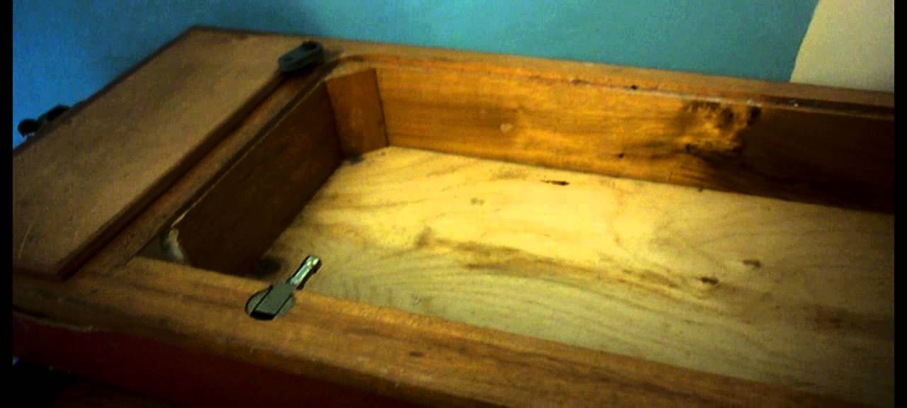 VINTAGE SINGER WOOD SEWING MACHINE COVER CASE & BASE WITH FOLDOUT WORK