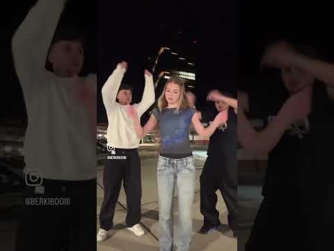 ZAHIDE Dança Bonde Das Oncinhas