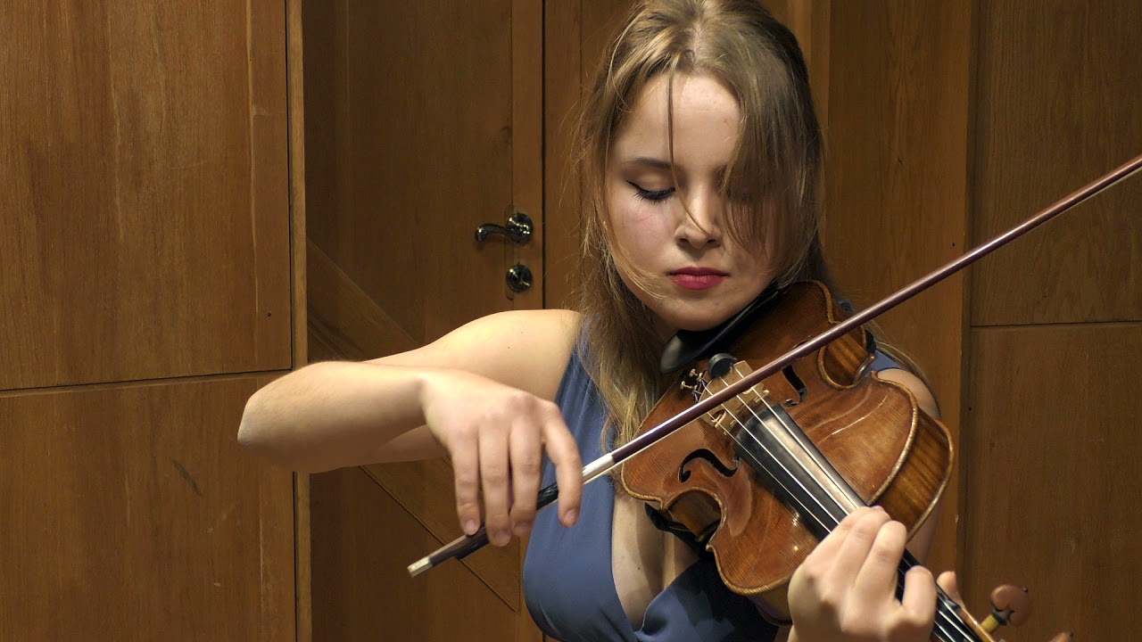 3rd Prize | Penderecki – La Follia Alicja Pustuła – violin